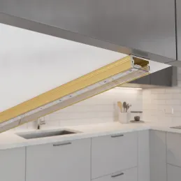 Profilé en aluminium ZARIA pour éclairage LED avec diffuseur transparent / Doré