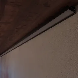 Profilé d’angle en aluminium ZARIA pour éclairage LED avec diffuseur opale / Noir mat