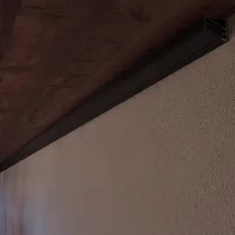 Profilé d’angle en aluminium ZARIA pour éclairage LED avec cache noir / Noir mat
