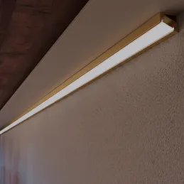 Profilé d’angle en aluminium ZARIA pour éclairage LED avec diffuseur dépoli / Doré