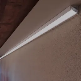 Profilé d’angle en aluminium ZARIA pour éclairage LED avec diffuseur dépoli / Blanc mat