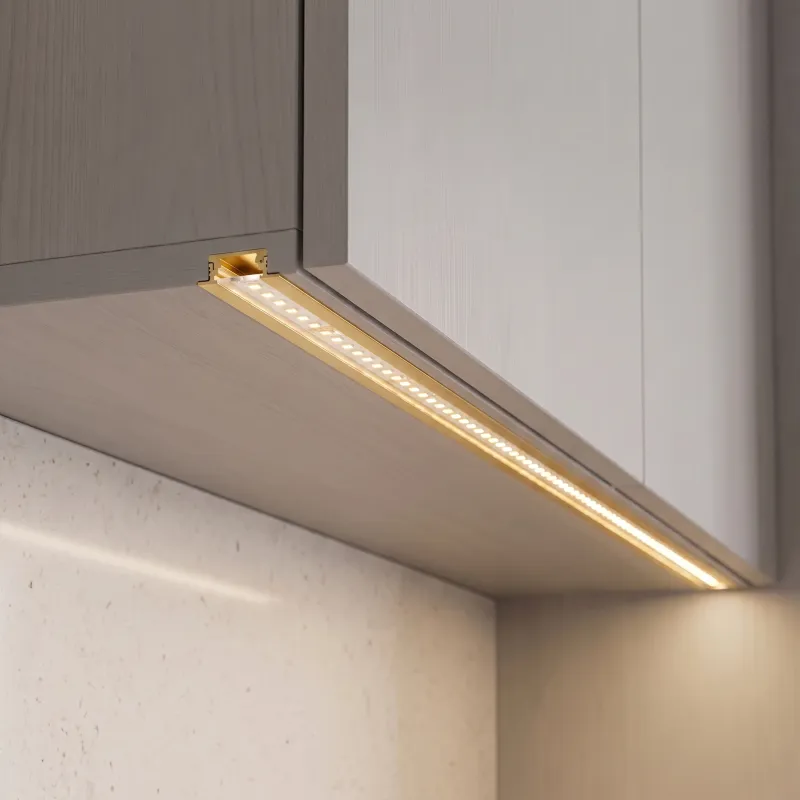 Profilé en aluminium à encastrer ZARIA pour éclairage LED avec diffuseur transparent / Doré