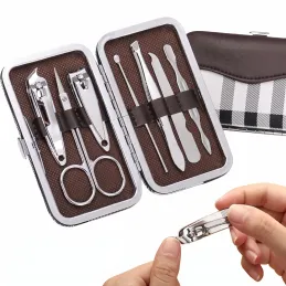 Set de manucure de 7 pièces / Marron - chrome