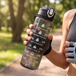Bouteille d'eau de sport FIT ONE 750 ml / Noir