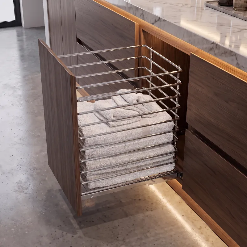 Panier à linge coulissant avec amortisseur et fixation sur porte ALO / Chrome brillant