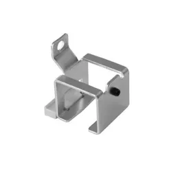 Fixation supérieure du rail K-075 / Mur avec entretoise et vis