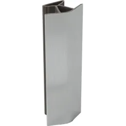 Raccord à 135° pour socle / Aluminium brossé