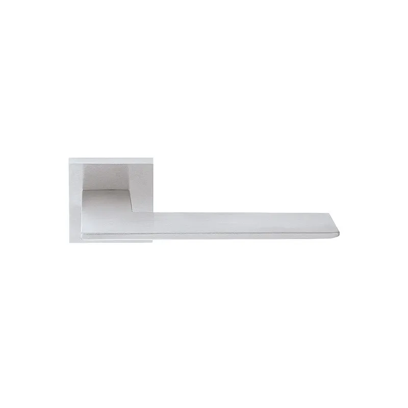 Poignée sur rosace BLADE / Chrome mat
