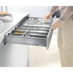Boîte de cuisine BLUM – Legrabox « M » / Gris