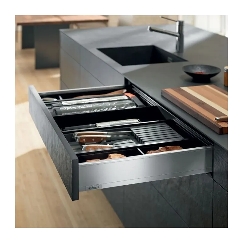 Boîte de cuisine BLUM – Legrabox « M » / Inox
