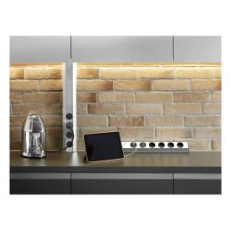 Bloc multiprise encastrable Bachmann Casia 4 prises 230 V / Acier inoxydable